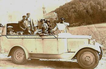 Famille tamboise en voiture