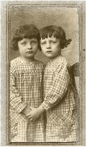 Gaby et noelle a l ecole