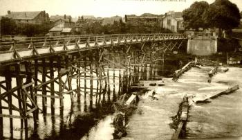 Pont de warcq reconstruit